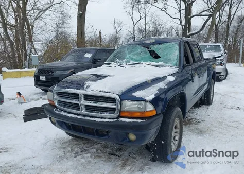 2004 Dodge Dakota Sport/Sxt from USA, damaged, VIN 1D7HG38NX4S607992